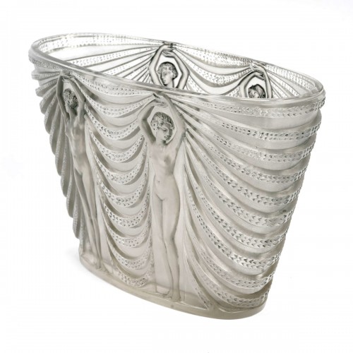 Glass & Crystal  - 1937 René Lalique - Vase Terpsichore