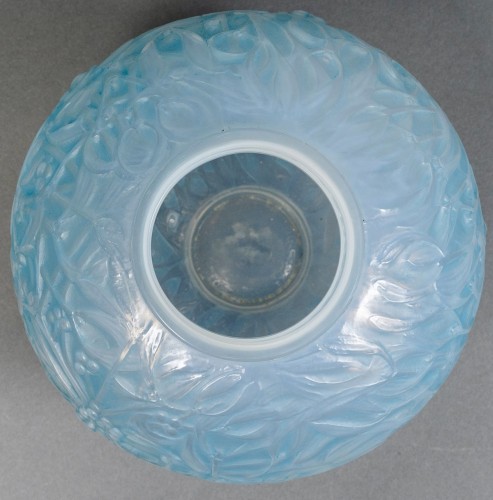 20th century - 1920 René Lalique - Vase Gui Mistletoe