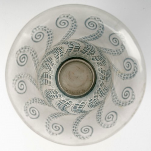 Glass & Crystal  - 1921 René Lalique - Vase Meduse Medusa