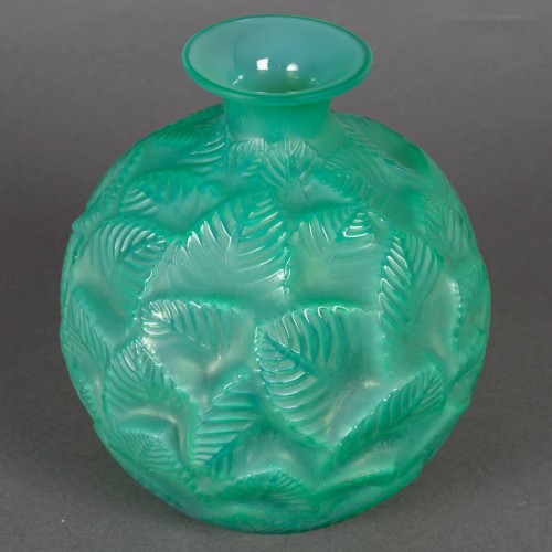 1926 René Lalique - Vase Ormeaux - Verrerie, Cristallerie Style Art Déco