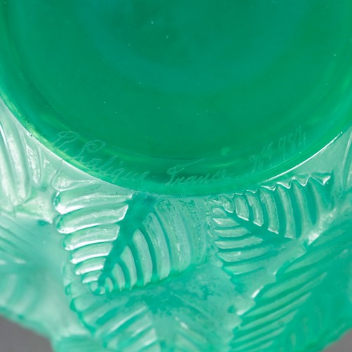 XXe siècle - 1926 René Lalique - Vase Ormeaux