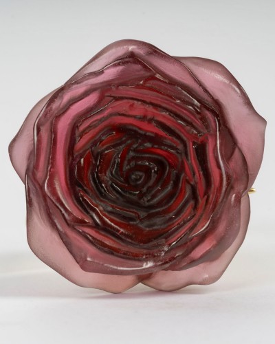 Daum France - Eternal Rose Rouge Glass Pate De Verre And Gilt Bronze - 
