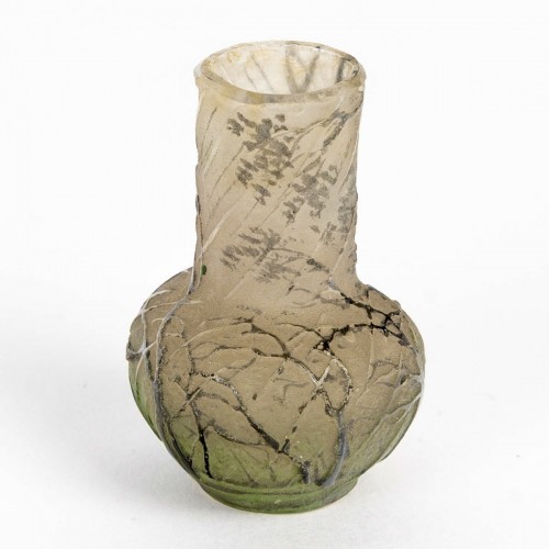 Glass & Crystal  - Daum Nancy - Miniature Vase Raining Landscape