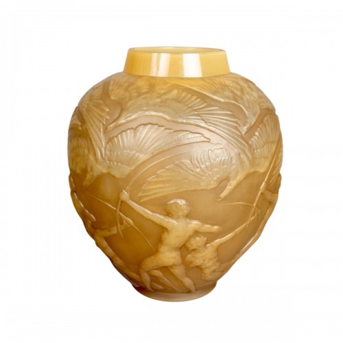 1921 René Lalique - Vase Archers