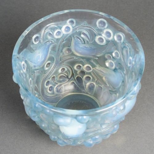 XXe siècle - 1927 René Lalique - Vase Avallon