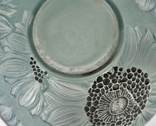 XXe siècle - 1923 René Lalique - Vase Dahlias