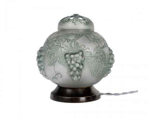 1921 René Lalique Lamp Perfume Burner Raisins Grapes