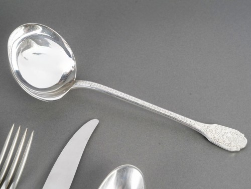 Argenterie et Arts de la table  - Puiforcat - Ménagère Soubise Elysée 49 pièces en argent massif