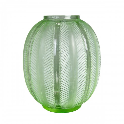 1932 René Lalique - Vase Biskra vert clair