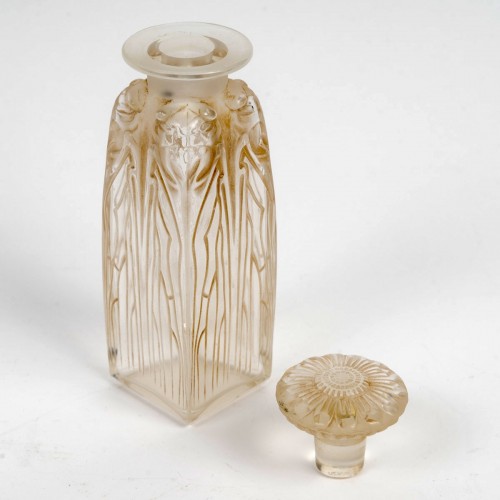 Glass & Crystal  - 1910 René Lalique Perfume Bottle Quatre Cigales Cicadas