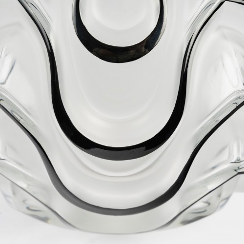 2006 Lalique France -vase Boule Vibration - 