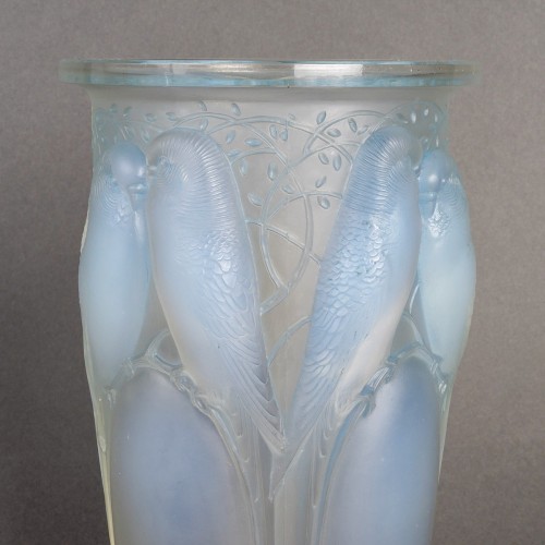1924 René Lalique - Vase Ceylan with Blue Patina - Art Déco