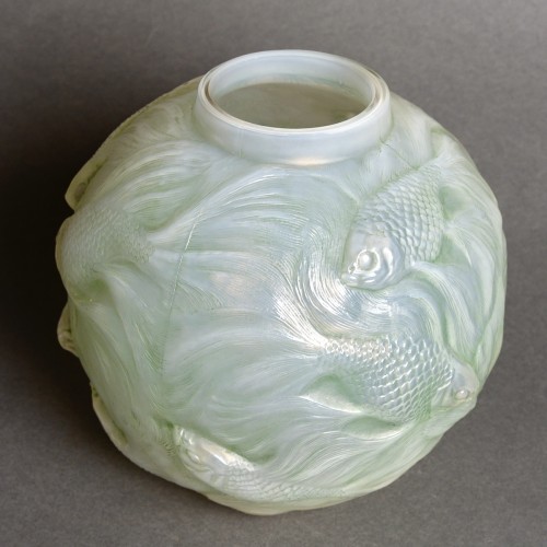 1924 René Lalique - Vase Formose patiné  vert - BG Arts