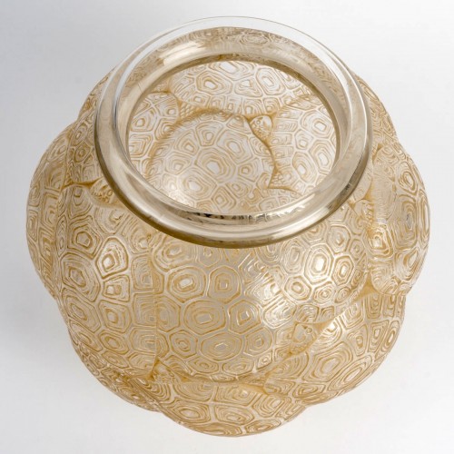 XXe siècle - 1926 René Lalique - Vase Tortues