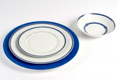 Argenterie et Arts de la table  - Christofle - Service de Table Rubanea Bleu Porcelaine Limoges - 64 Pièces