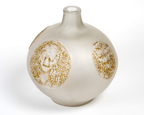 XXe siècle - 1911 René Lalique - Vase Quatre Masques