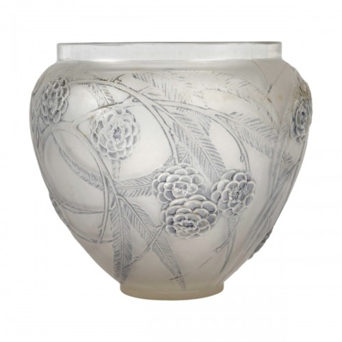 1923 René Lalique - Vase Nefliers With Blue Patina