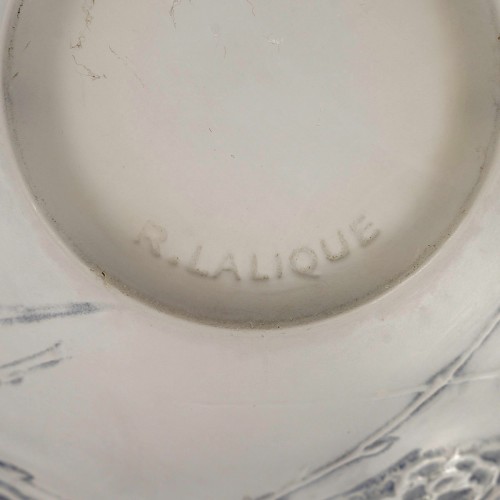Art Déco - 1923 René Lalique - Vase Nefliers With Blue Patina