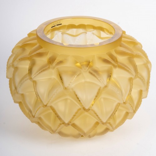 Glass & Crystal  - Lalique France - Vase Languedoc Amber Yellow