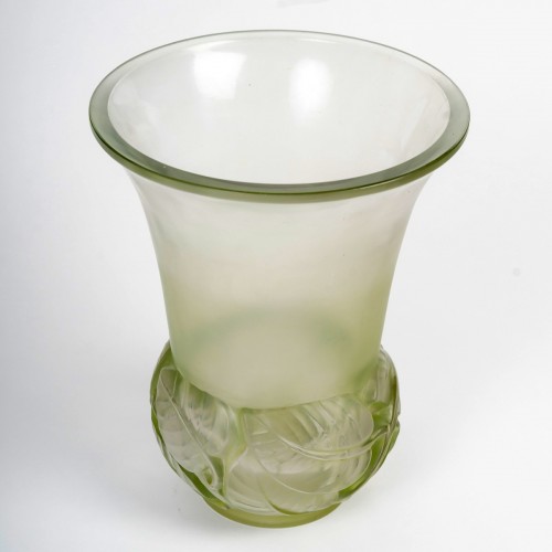 Verrerie, Cristallerie  - 1930 René Lalique - Vase Lilas