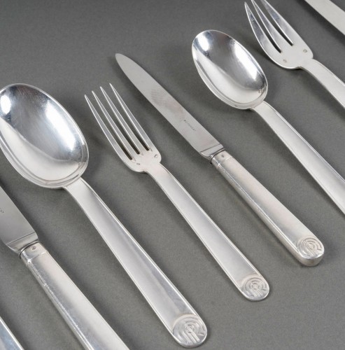 Argenterie et Arts de la table  - Jean E. Puiforcat - Ménagère Art Déco Royan Normandie Argent Massif - 75 Pièces