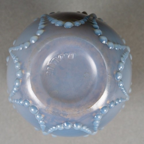 1925 René Lalique - Vase Perles Verre Agate Gris Opalescent - BG Arts
