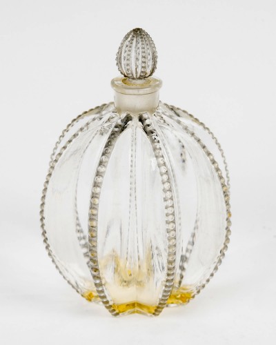 1927 René Lalique - Art Deco Perfume Bottle Gregoire - Glass & Crystal Style Art Déco