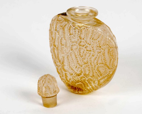 1921 René Lalique - Perfume Bottle Grigri for Volnay - 