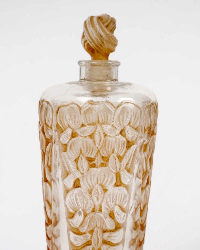 20th century - 1925 René Lalique - Flacon La Glycine For Gabilla