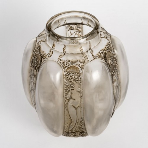 1912 René Lalique - Vase Six Figurines Et Masques - 