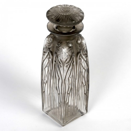 Verrerie, Cristallerie  - 1910 René Lalique - Flacon Quatre Cigales