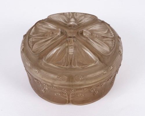1911 René Lalique - Boîte Quatre Papillons - Verrerie, Cristallerie Style Art nouveau