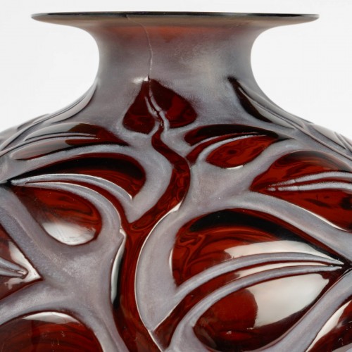 Verrerie, Cristallerie  - 1926 René Lalique - Vase Sophora Rouge Ambré