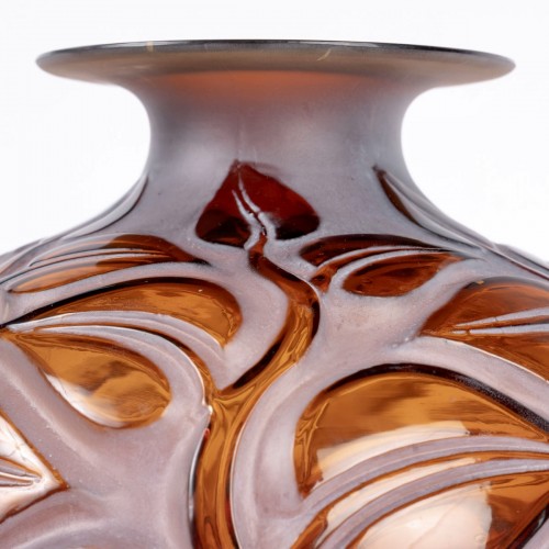 Verrerie, Cristallerie  - 1926 René Lalique - Vase Sophora
