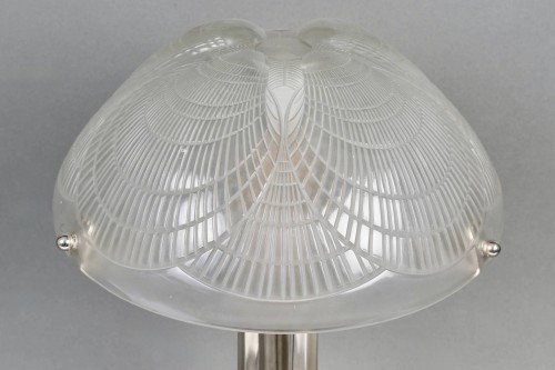 20th century - 1924 René Lalique - Art Deco Lamp Coquilles Shell Glass