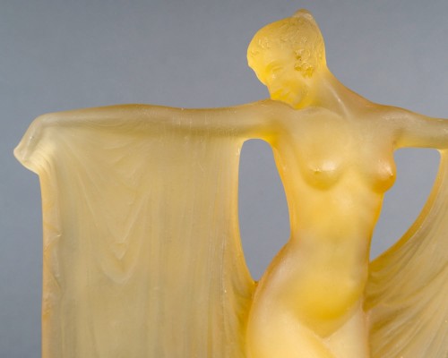 XXe siècle - 1925 René Lalique - Statuette Suzanne