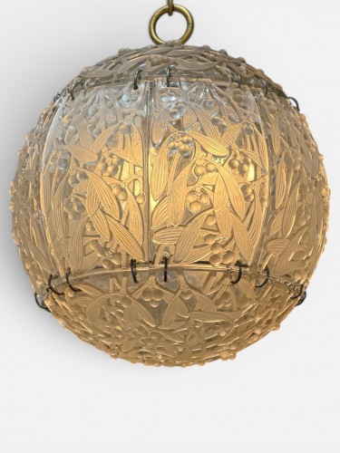 Luminaires Lustre - 1922 René Lalique - Suspension Lustre Boule Gui