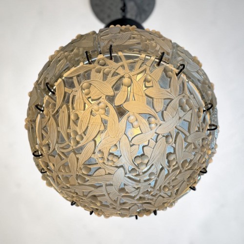 1922 René Lalique - Suspension Lustre Boule Gui - BG Arts