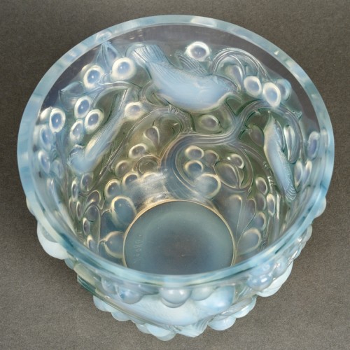XXe siècle - 1927 René Lalique - Vase Avallon