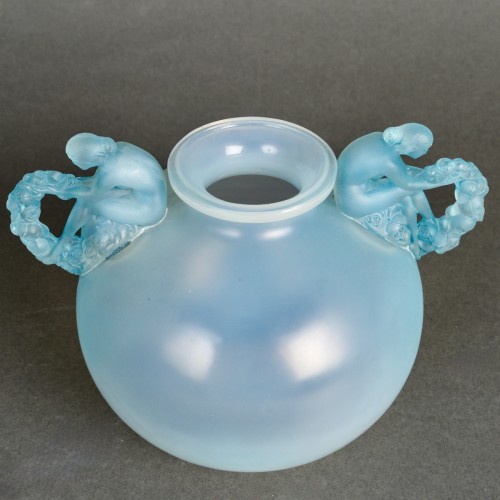 1926 René Lalique - Vase Bouchardon - Verrerie, Cristallerie Style Art Déco
