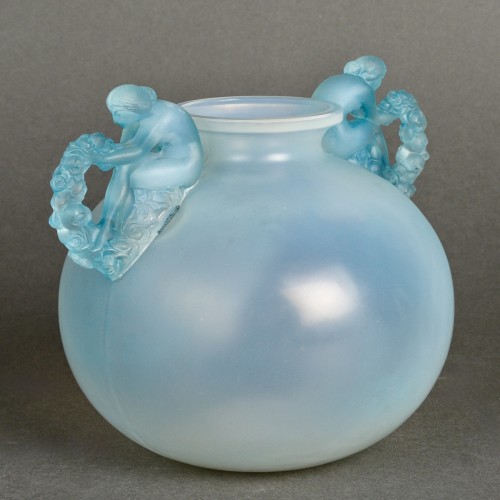 1926 René Lalique - Vase Bouchardon - BG Arts