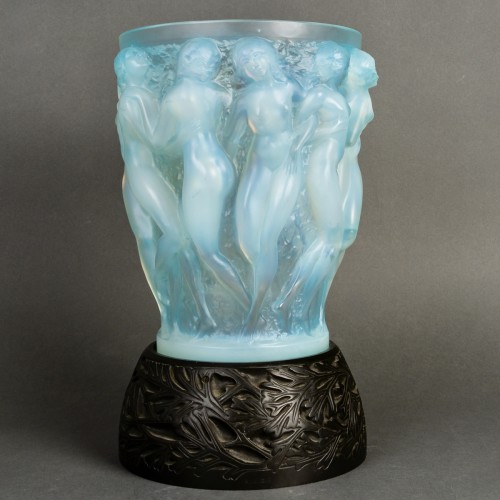 1927 René Lalique - Vase Bacchantes  - Glass & Crystal Style Art Déco