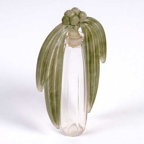 Glass & Crystal  - 1919 René Lalique - Perfume Bottle Eucalyptus