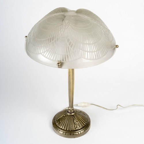 Glass & Crystal  - 1924 René Lalique - Art Deco Lamp Coquilles Shell
