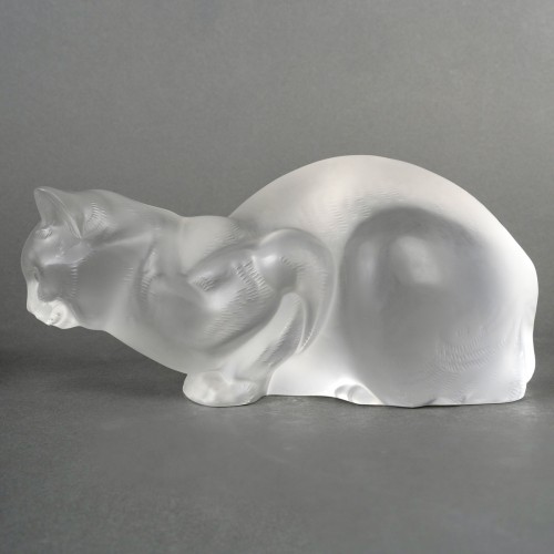 Verrerie, Cristallerie  - Lalique France - Statuette Décoration Chat Couché