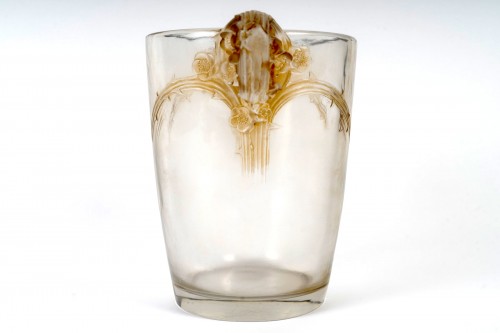 Glass & Crystal  - 1926 René Lalique - Vase Chamarande