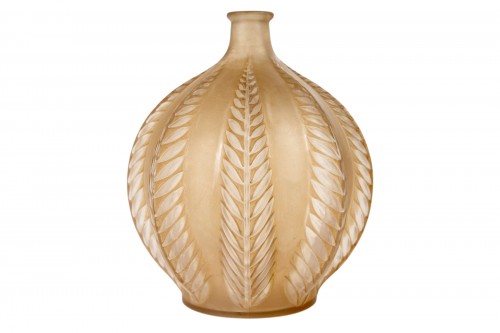 1924 René Lalique - Vase Malines