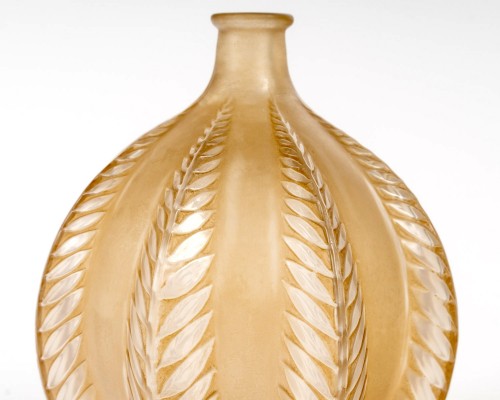 1924 René Lalique - Vase Malines - 