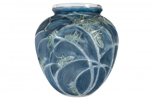 1912 René Lalique - Vase Sauterelles