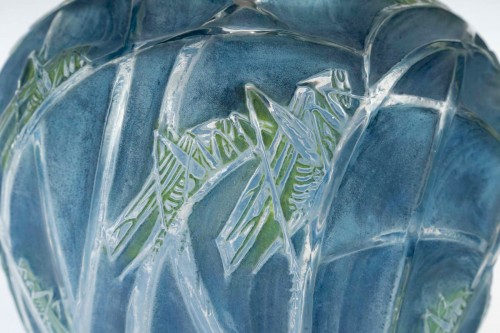 1912 René Lalique Vase Sauterelles Grasshoppers - 